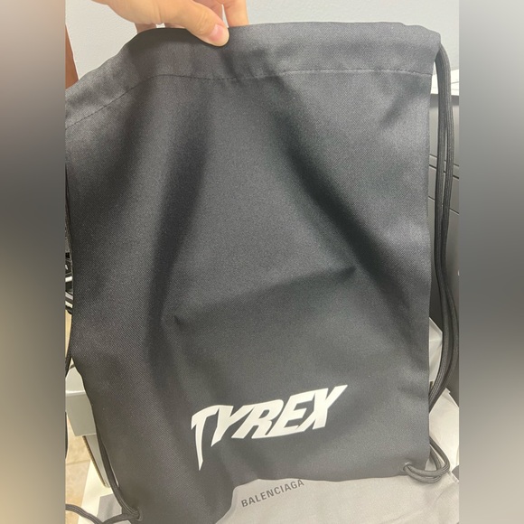 NIB- Balenciaga Tyrex sneakers black and silver - Picture 6 of 6